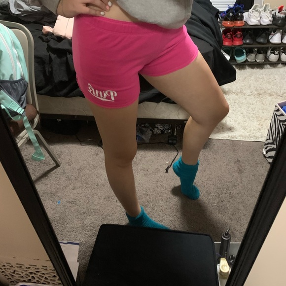 PINK Victoria's Secret Pants - Pink shorts
